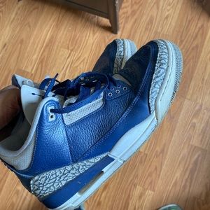 Jordan 3s offer gotta go